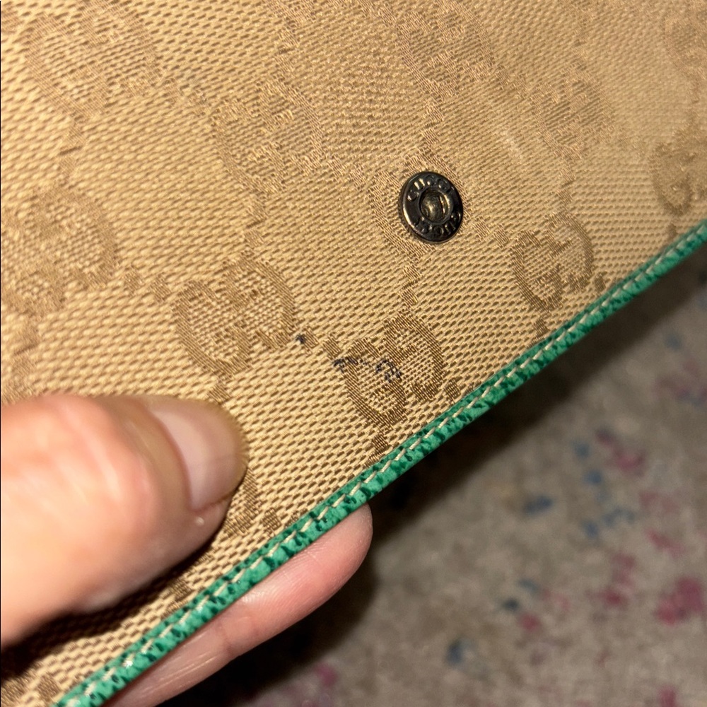 Gucci Wallet - Picture 8 of 8